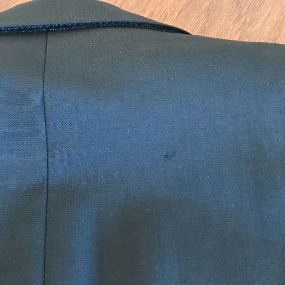 Black, (light) wool Hugo Boss jacket - Picture 6 of 6